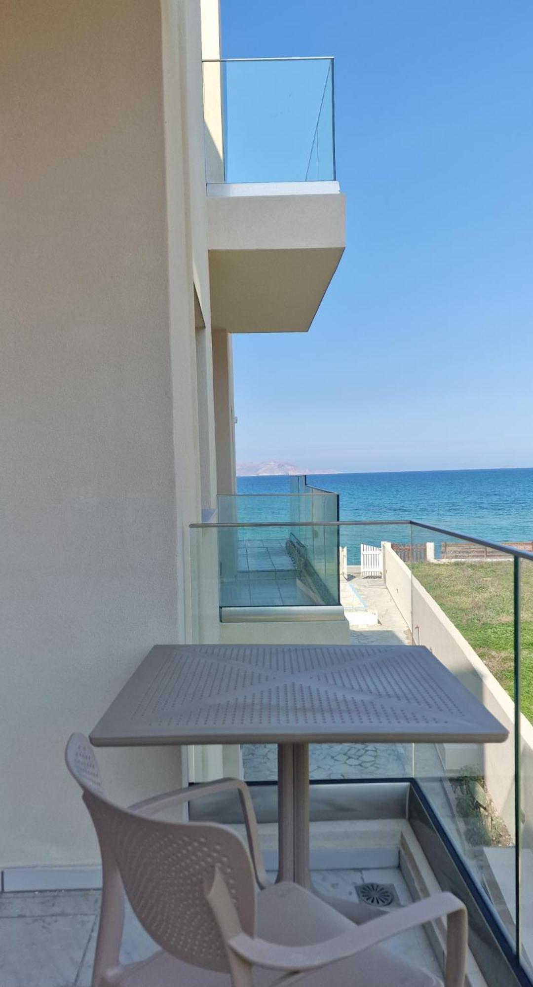 Almare Beach Hotel Kokkini Hani Exteriör bild