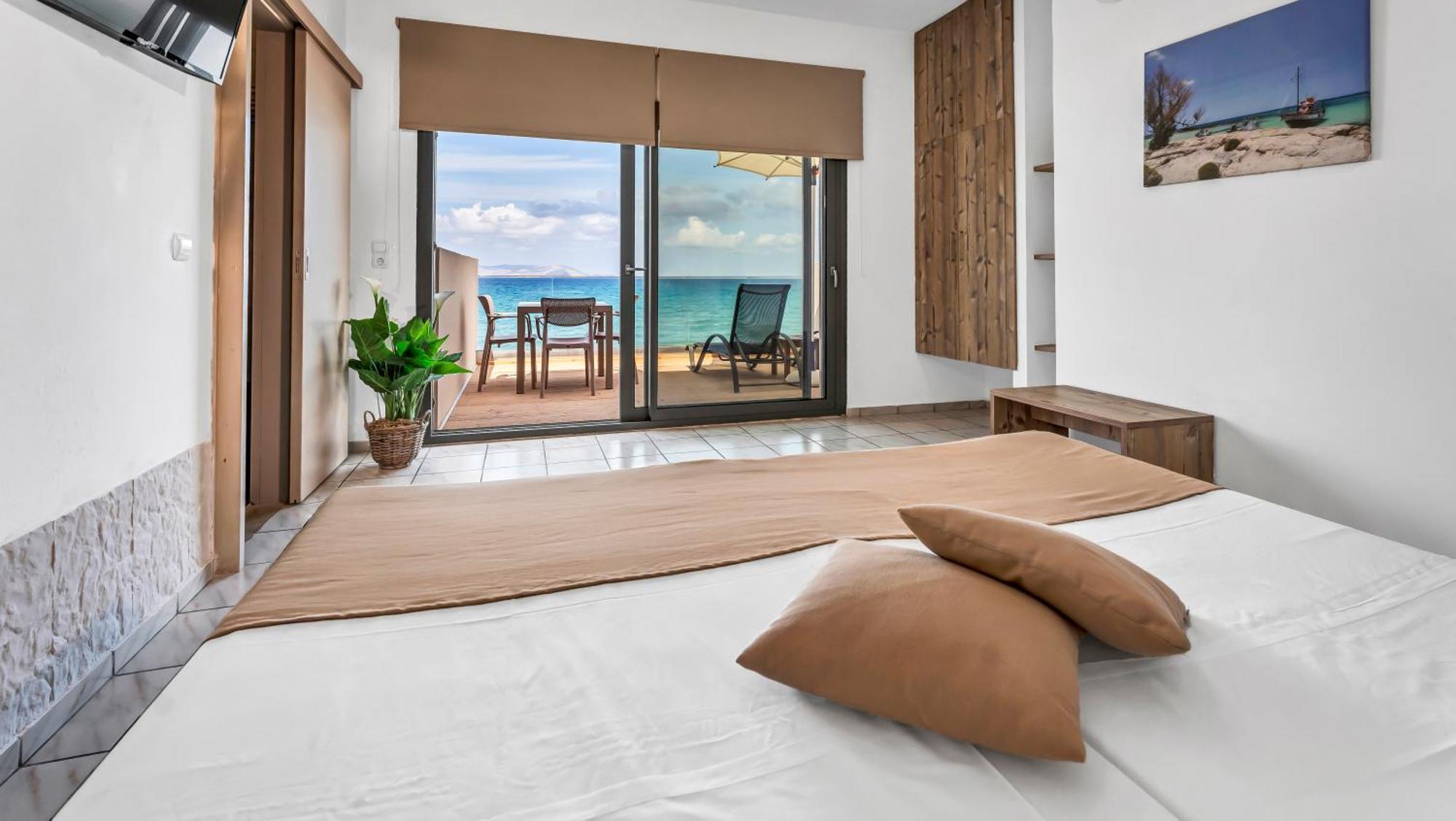 Almare Beach Hotel Kokkini Hani Exteriör bild